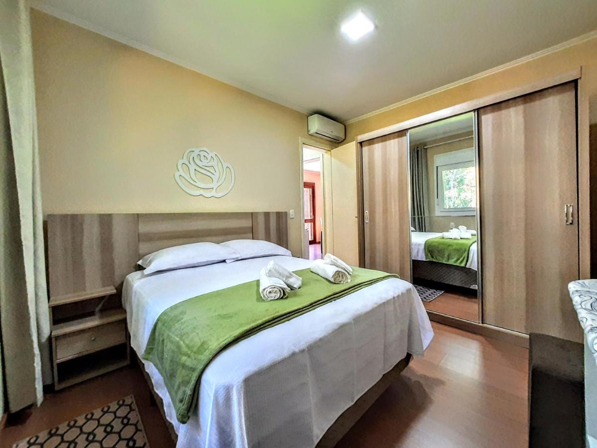 Apartamento Refugio Do Ipe Em Gramado - Proximo Ao Lago Negro Buitenkant foto